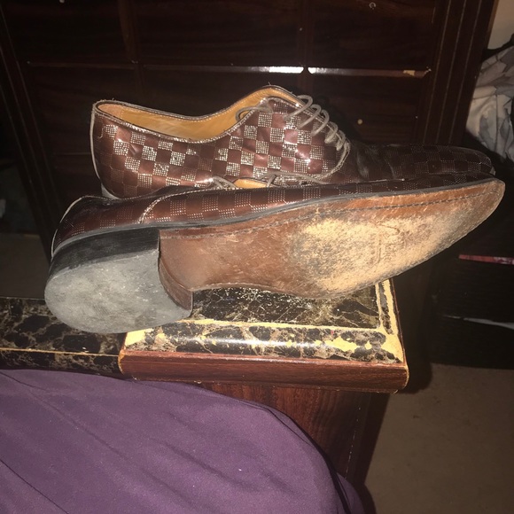 Shoe - Picture 4 of 6